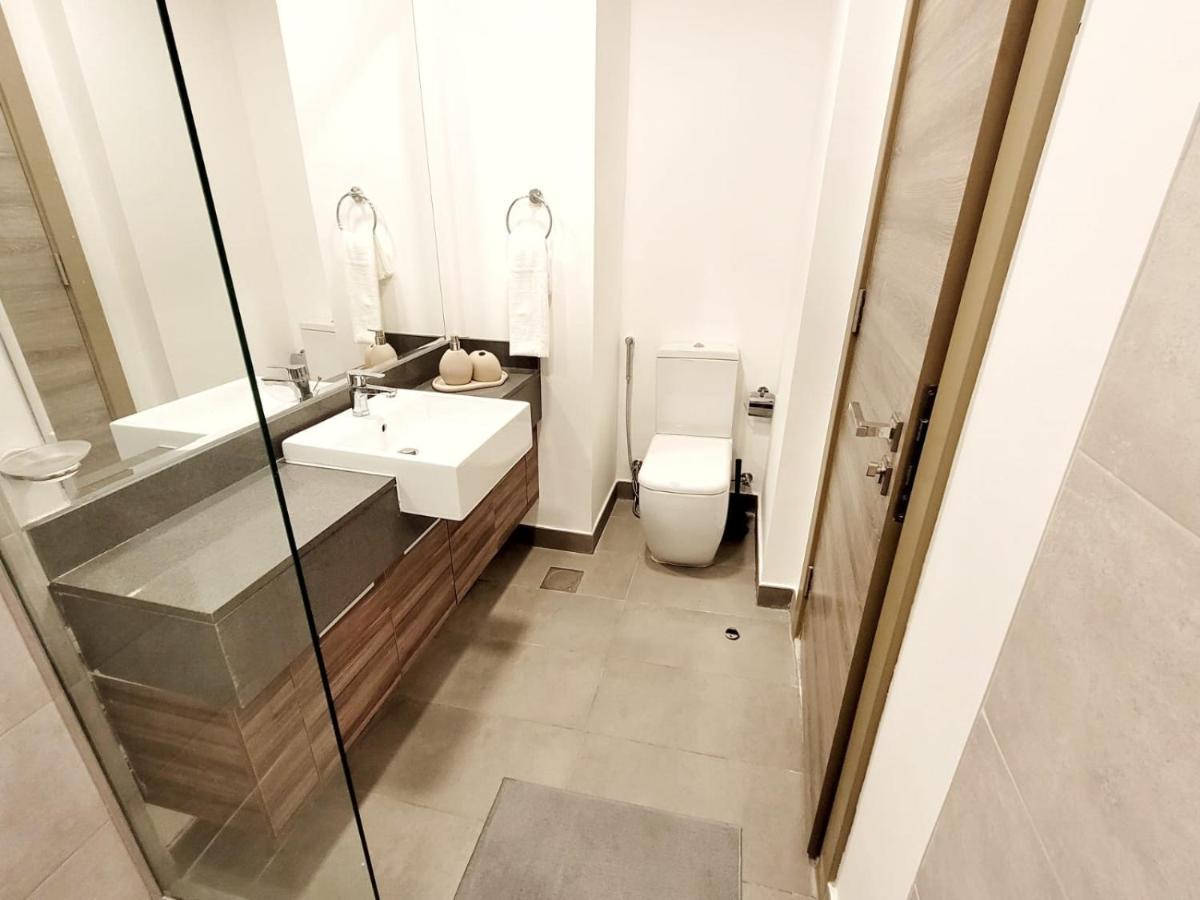 Bloom Height Tower Apartment Dubai Exterior photo